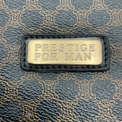 ビジネスバッグ　肩掛けベルト付きの画像