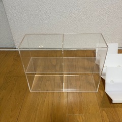 【差し上げます】
CDケース、CDスタンドの画像