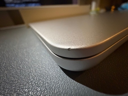 バッテリー残量98%/13インチMacBook Air M2 8GB/256GB シルバー