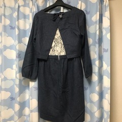 ダークブルー 長袖ワンピース サイズ
の画像