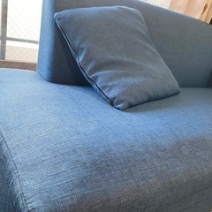 ソファとオットマンの画像