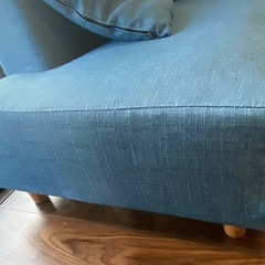 ソファとオットマンの画像