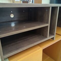 リユースのサカイ栃木店★ジモティ割あり★  収納ラック ブラウン W113×D38×H40 クリーニング済み TC11929の画像
