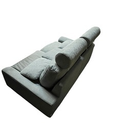 【ジ1211-10】中古美品‼️ゆったり3人掛けソファクッション付き／グレー×木脚で高級感ありの画像