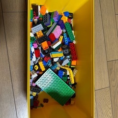 レゴ黄色の画像