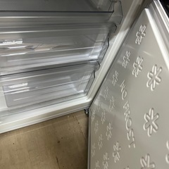 ⭐️2019年製リユース冷蔵庫⭐️148Lの画像