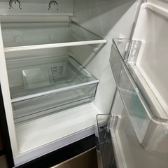 ⭐️2019年製リユース冷蔵庫⭐️148Lの画像