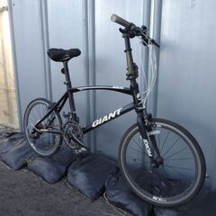 GIANT（ジャイアント） IDIOM1 （イディオム）20インチミニベロ　クロスバイク　管理NO.20251211-2の画像
