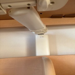 学習机　本棚、ライト付き　ITOKIの画像