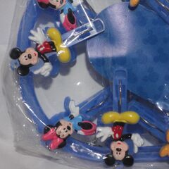 ディズニーキャラクター　ミッキー、ミニー、プルートのMサイズハンガーの画像