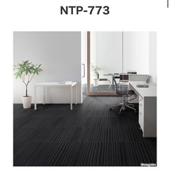 1週間使用　タイルカーペット 34枚　　の画像