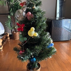 ディズニーのクリスマスツリーの画像