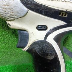 マキタ(makita) TD130DRFXW コードレスインパクトドライバー バッテリー付き【市川行徳店】【店頭取引限定】【中古】管理番号：ITW6X6FSCTESの画像