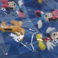 ディズニーキャラクター　ミッキー、ミニー、プルートの洗濯バサミの画像