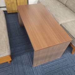 ダイニングテーブルの画像