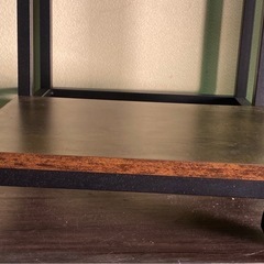 $ コの字型ベッドサイドテーブル  キャスター付きの画像