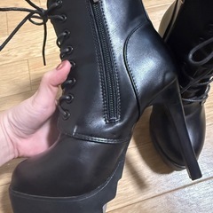【美品】編み上げショートブーツの画像
