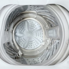  (送料無料) 2023年 極美品 洗濯機 5.5kg 1年使用 洗濯板式のステンレス槽 立体シャワー水流 ③の画像