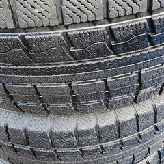 三菱デリカ用スタッドレスタイヤ1セット　225/55Ｒ18（アローヒール付き）の画像