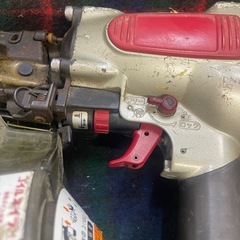 MAX 釘打ち機 PA6-GF20ジャンク 釘打機 ケース付 マックスの画像