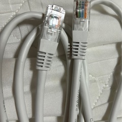 良くわからない配線2本の画像