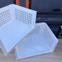 早い者勝ち　無料無人受け渡し　プラッチックの棚の画像