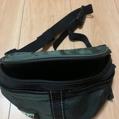 フィッシングウエストポーチ小物付き
の画像
