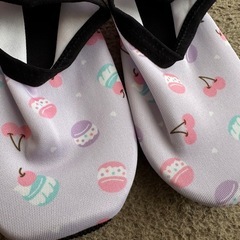 ウォーターシューズ スイーツ柄の画像