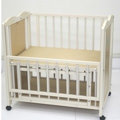 キンタロー製！ベビーベッド！！綺麗です！の画像