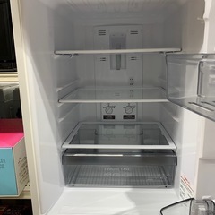 冷蔵庫　MITSUBISHI MR-P15E2H-Wの画像