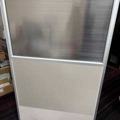 12/13まで！　パーテーションの画像