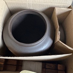 焼酎サーバーとグラスの画像