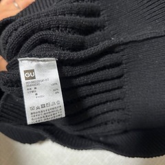 GU ブラック　透かし編みデザインニット　試着のみの画像