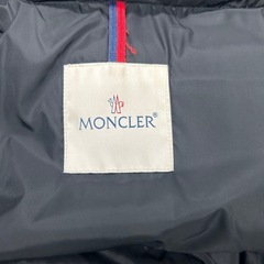モンクレールダウンジャケットの画像