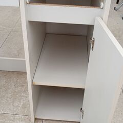 ★リユースのサカイ高崎店★TJ13629  デスク クリーム H73×D50×W87 クリーニング済みの画像