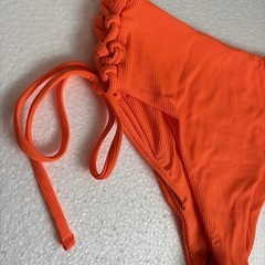 水着　ビキニ　レディース　バッククロス　オレンジ　サイド編み　Mの画像