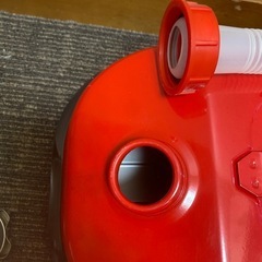 ガソリン携行缶5リットルの画像