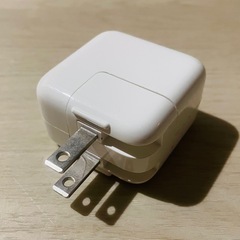 【美品】Apple 10W USB 電源アダプター A1307の画像