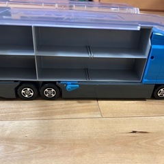 トミカ　トラック　お片付けの画像