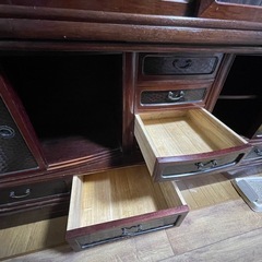 木製ダークブラウン収納棚の画像