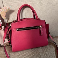 Samantha Thabasa ハンドバッグの画像