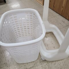 J1922【リユースのサカイ柏店】ランドリーワゴン　クリーニング済の画像