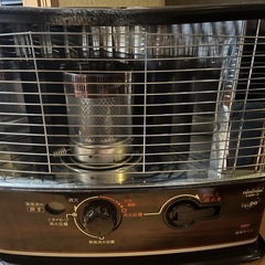 災害時に最適化。電気要らず灯油ストーブの画像