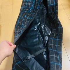 スノーボードケースの画像