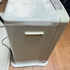 石油ストーブの画像