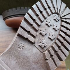 新品 22.5cm レディース ブーツ ブラウン 厚底 シューズ サイドゴア 識別番号:【B212-S】の画像