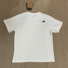 新品未使用　半袖Tシャツ　白の画像