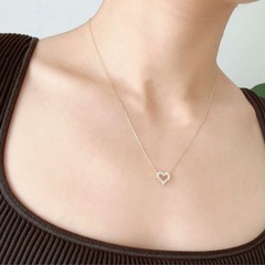 K18 【鑑別書付】 天然ダイアモンドハートネックレスの画像