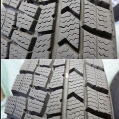 スタッドレスタイヤ　ダンロップ　ウィンターマックスWM02　145/80R13　2022年製  アルミ　マナレイスポーツ　シルバー色  の画像