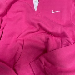 ナイキ　ワンピース　トレーナーの画像